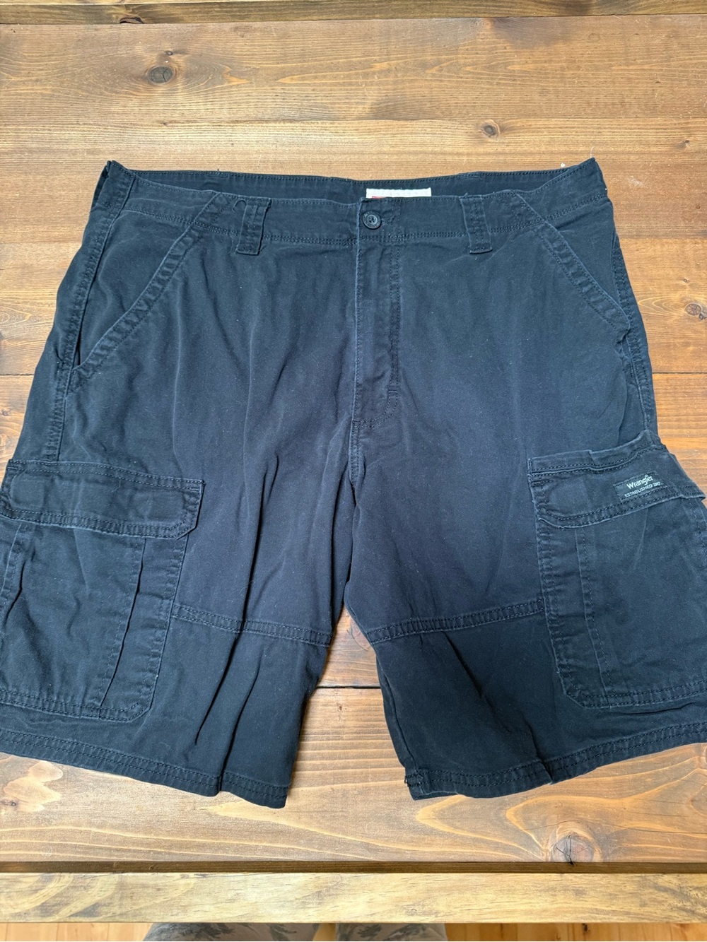 Wrangler Black Cargo Shorts